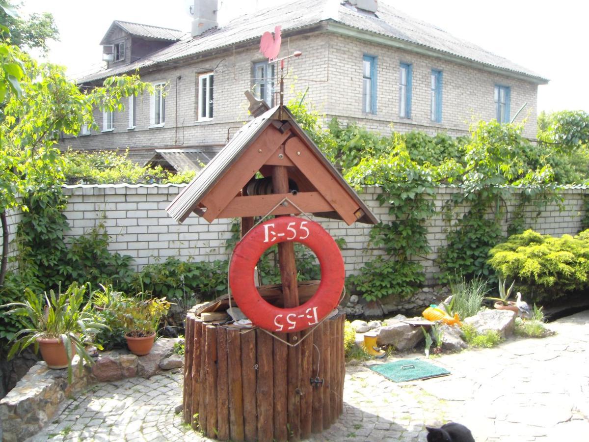 Клуб B55 Pansiyon Dnipro Dış mekan fotoğraf